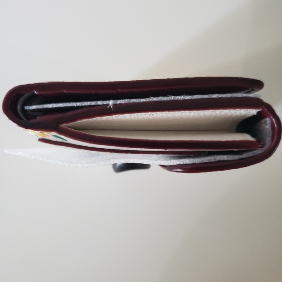 ❗SOLD❗❤Coach | Tabby Wallet in Chalk Wildflower - Picture 7 of 12